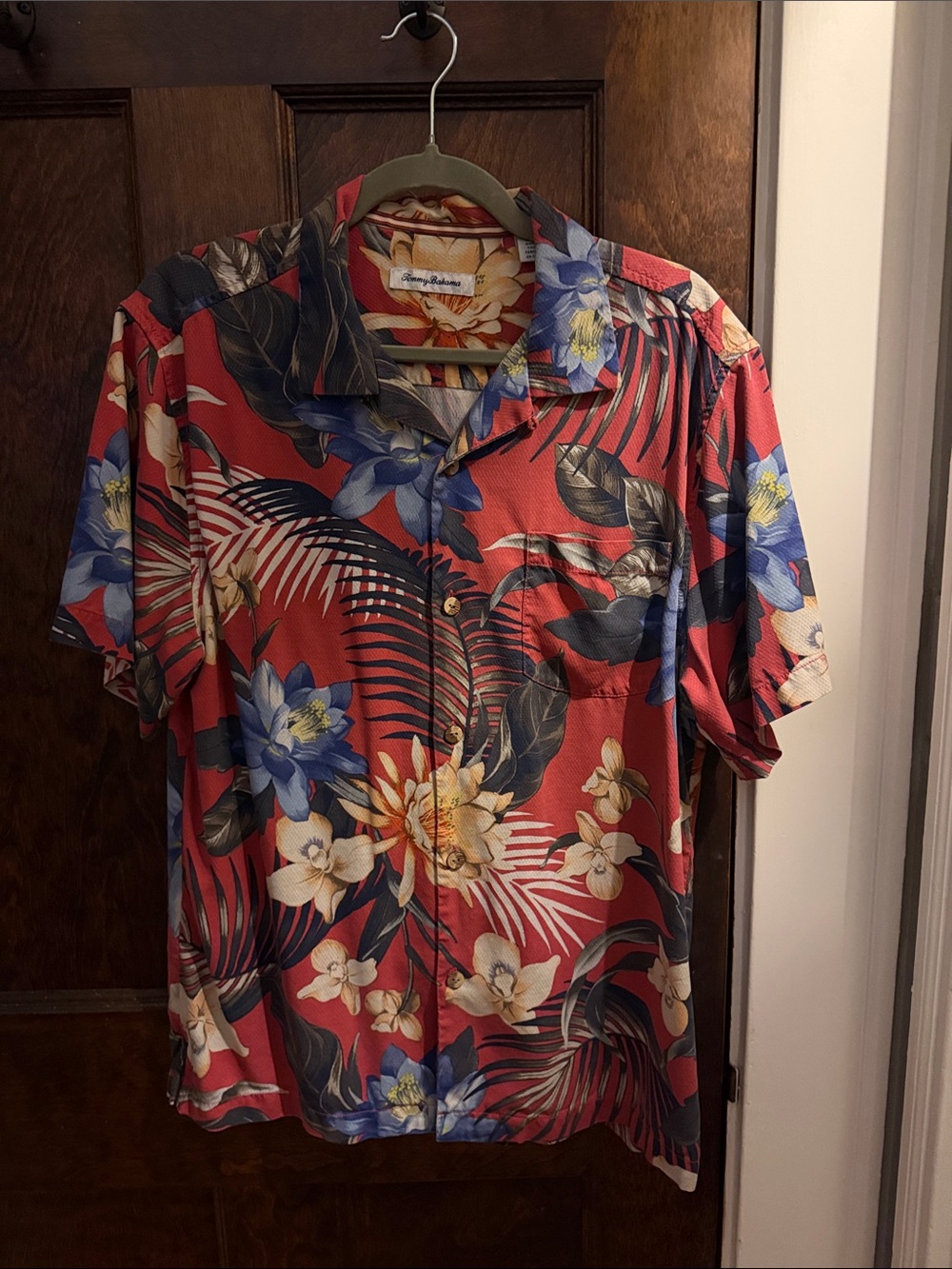 Tommy Bahama Red Floral Short-Sleeve Button-Down Shirt